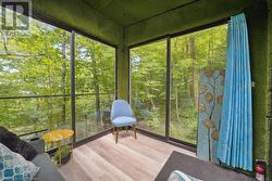 Inside the tree house / Yoga Studio - 