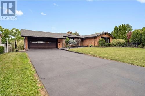 33 Leslie Drive, Stoney Creek, ON - Outdoor With Facade