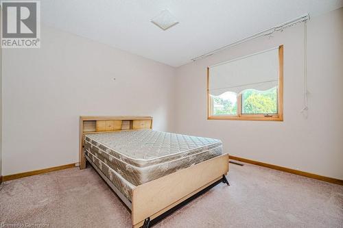 967 Mohawk Road E, Hamilton, ON - Indoor Photo Showing Bedroom