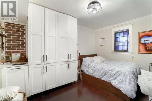 2 Vineland Avenue Unit# 9, Hamilton, ON - Indoor Photo Showing Bedroom