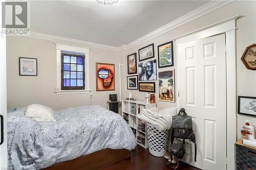 2 Vineland Avenue Unit# 9, Hamilton, ON - Indoor Photo Showing Bedroom