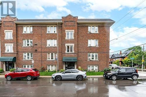 2 Vineland Avenue Unit# 9, Hamilton, ON - Outdoor