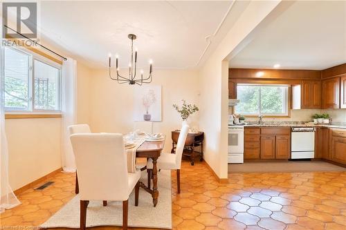 Open concept dining room - 185 Nugent Drive, Hamilton, ON - Indoor