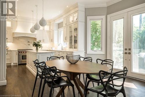 389 Belvenia Road, Burlington, ON - Indoor Photo Showing Dining Room