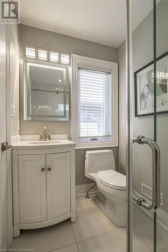 389 Belvenia Road, Burlington, ON - Indoor Photo Showing Bathroom