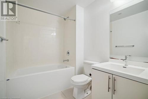 55 Speers Road Unit# 212, Oakville, ON - Indoor Photo Showing Bathroom