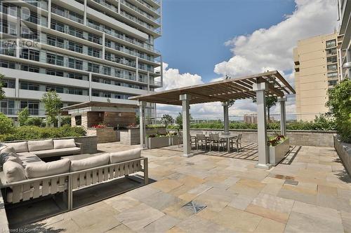 55 Speers Road Unit# 212, Oakville, ON - Outdoor