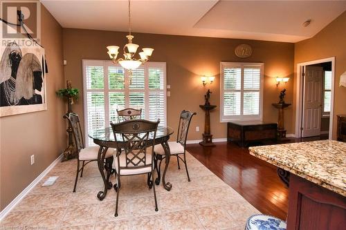 64 Gravenhurst Trail, Hamilton, ON - Indoor Photo Showing Dining Room