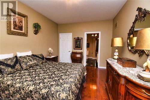 64 Gravenhurst Trail, Hamilton, ON - Indoor Photo Showing Bedroom