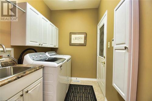 64 Gravenhurst Trail, Hamilton, ON - Indoor Photo Showing Laundry Room