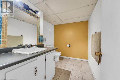 110 Guildwood Drive, Hamilton, ON - Indoor Photo Showing Bathroom