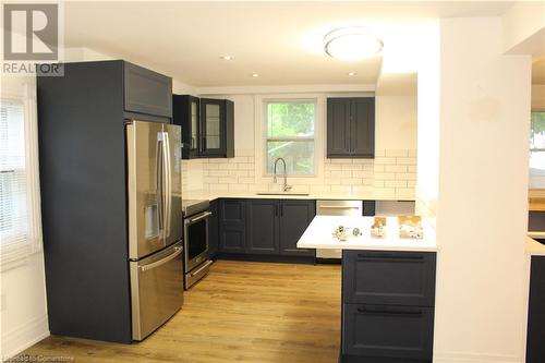 574 Clark Avenue, Burlington, ON - Indoor Photo Showing Kitchen With Upgraded Kitchen