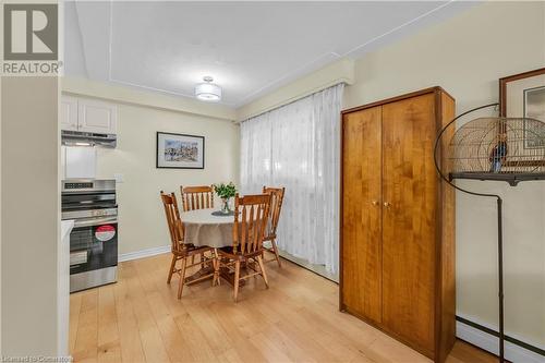 1377 Lakeshore Road Unit# 108, Burlington, ON - Indoor Photo Showing Dining Room