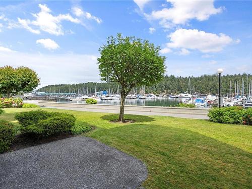 104-566 Stewart Ave, Nanaimo, BC - Outdoor With View