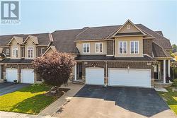 416 DICENZO Drive  Hamilton, ON L9B 0B3