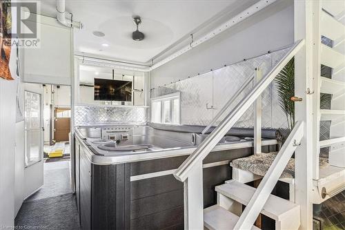 56 Aquamarine Drive, Hamilton, ON - Indoor Photo Showing Kitchen