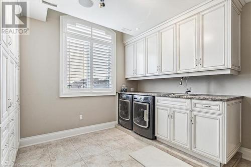 56 Aquamarine Drive, Hamilton, ON - Indoor Photo Showing Laundry Room