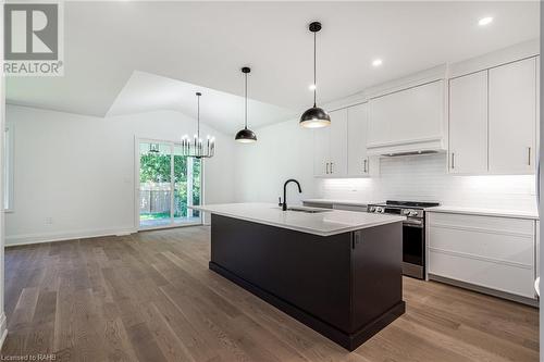 13 Charles Street, Brantford, ON - Indoor Photo Showing Kitchen With Upgraded Kitchen