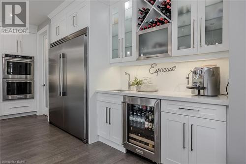 474 Dewitt Road, Stoney Creek, ON - Indoor Photo Showing Kitchen