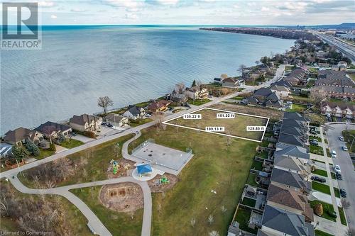 67 Seabreeze Crescent, Stoney Creek, ON 