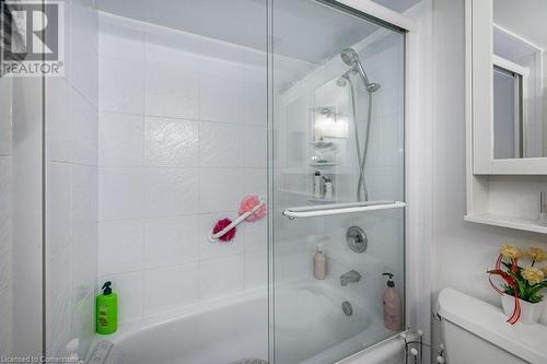 3100 Kirwin Avenue Unit# 2102, Mississauga, ON - Indoor Photo Showing Bathroom