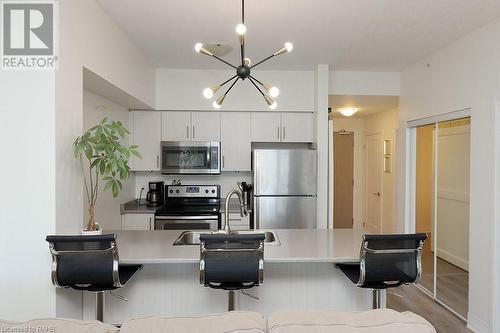 10 Concord Place Unit# 104, Grimsby, ON - Indoor Photo Showing Kitchen