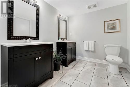 165 Hillcrest Avenue, Hamilton, ON - Indoor Photo Showing Bathroom