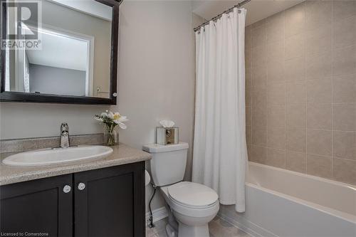 4823 Thomas Alton Boulevard Unit# 60, Burlington, ON - Indoor Photo Showing Bathroom