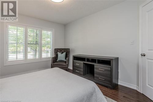 4823 Thomas Alton Boulevard Unit# 60, Burlington, ON - Indoor Photo Showing Bedroom