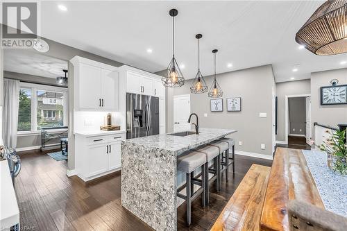 26 Harvest Gate, Smithville, ON - Indoor Photo Showing Kitchen With Upgraded Kitchen