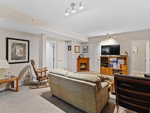 8707 Badger Drive, Kamloops, BC - Indoor Photo Showing Living Room With Fireplace