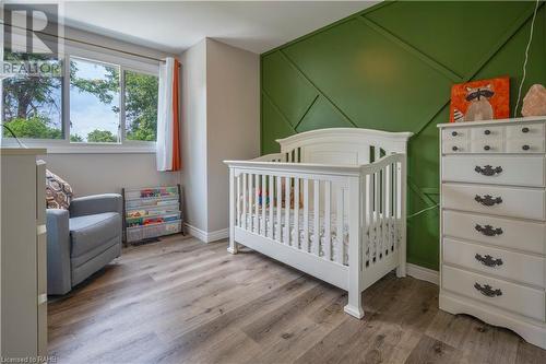 338 Inverness Avenue E, Hamilton, ON - Indoor Photo Showing Bedroom