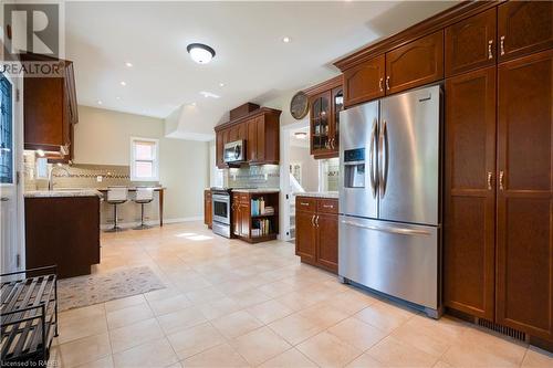 338 Inverness Avenue E, Hamilton, ON - Indoor Photo Showing Kitchen With Stainless Steel Kitchen