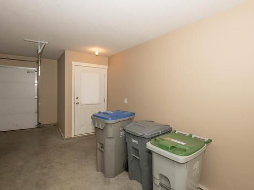 48-2860 Valleyview Drive, Kamloops, BC - Indoor Photo Showing Garage