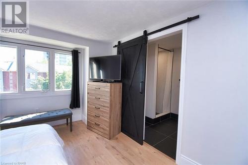 72 Stone Church Road W Unit# 11, Hamilton, ON - Indoor Photo Showing Bedroom