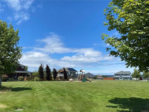 3287 Eagleview Cres, Courtenay, BC 