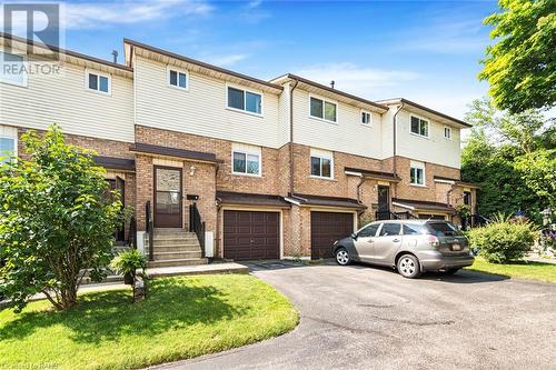 160 Lavina Crescent Unit# I, Hamilton, ON - Outdoor