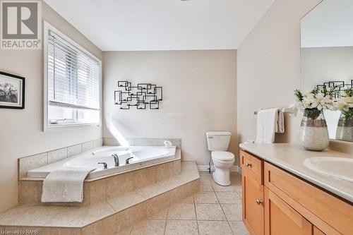 251 Sirente Drive, Hamilton, ON - Indoor Photo Showing Bathroom