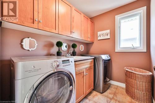 251 Sirente Drive, Hamilton, ON - Indoor Photo Showing Laundry Room