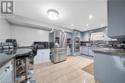 33 Tallman Street, Stoney Creek, ON - Indoor Photo Showing Kitchen