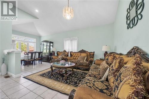 33 Tallman Street, Stoney Creek, ON - Indoor Photo Showing Living Room