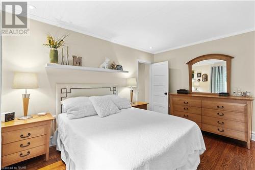 38 Parker Avenue, Ancaster, ON - Indoor Photo Showing Bedroom