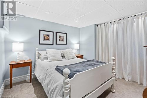 38 Parker Avenue, Ancaster, ON - Indoor Photo Showing Bedroom