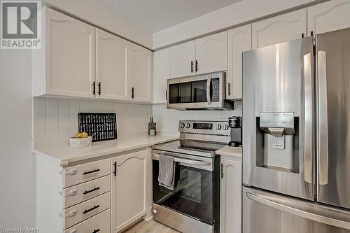 2022 Atkinson Drive Unit# 35, Burlington, ON - Indoor Photo Showing Kitchen With Stainless Steel Kitchen