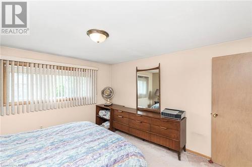 14 Calvert Avenue, Hamilton, ON - Indoor Photo Showing Bedroom