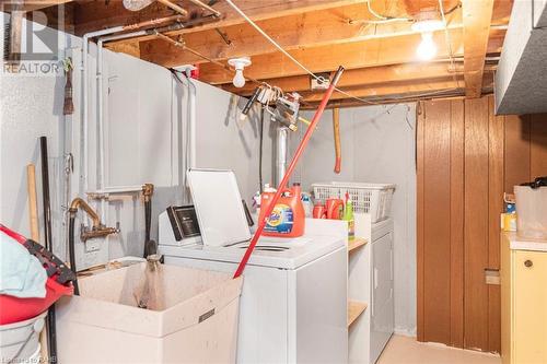 14 Calvert Avenue, Hamilton, ON - Indoor Photo Showing Laundry Room