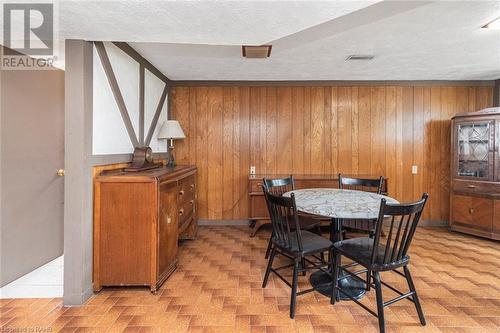 14 Calvert Avenue, Hamilton, ON - Indoor Photo Showing Dining Room