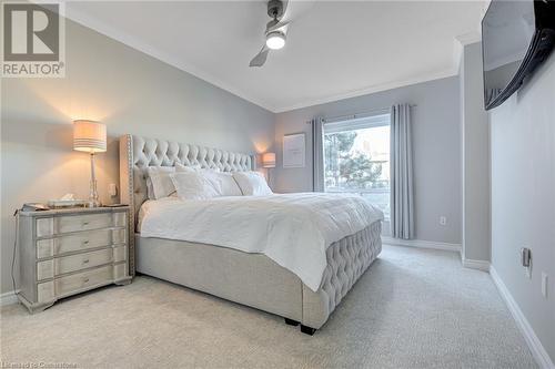 5070 Fairview Street Unit# 209, Burlington, ON - Indoor Photo Showing Bedroom