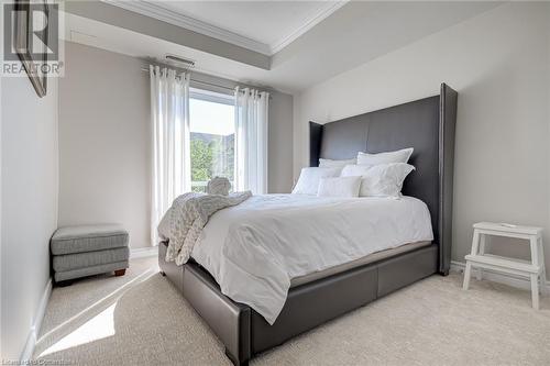 5070 Fairview Street Unit# 209, Burlington, ON - Indoor Photo Showing Bedroom