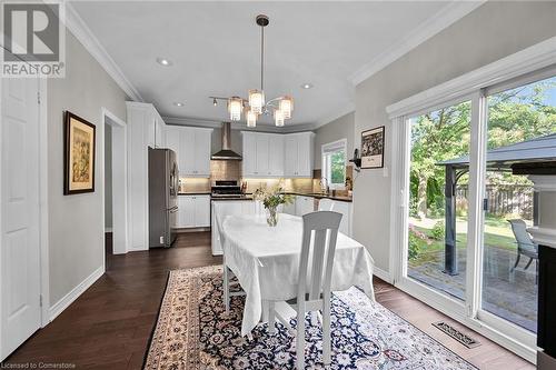 1151 Lockhart Road, Burlington, ON - Indoor Photo Showing Dining Room